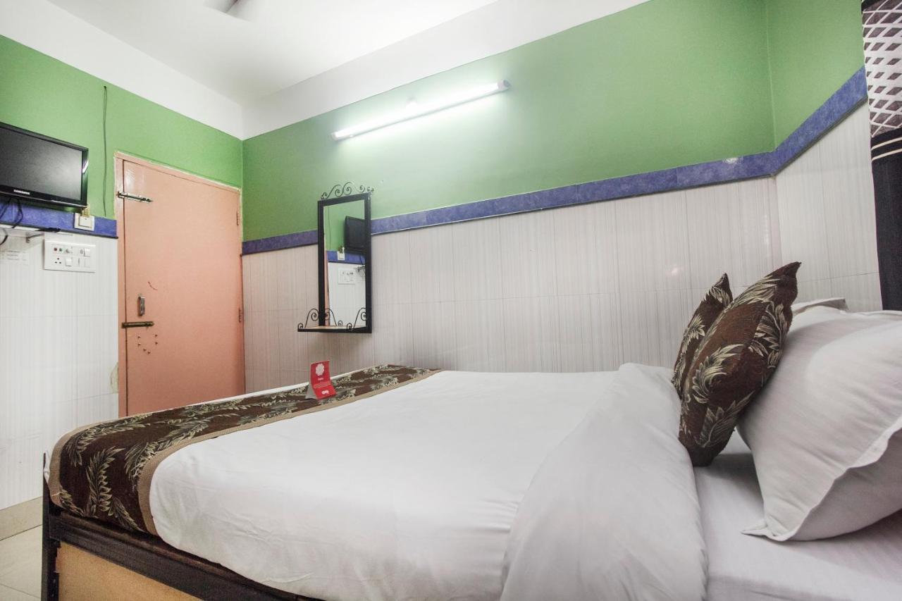 Oyo 16064 Tirupati Lodge Siliguri Dış mekan fotoğraf
