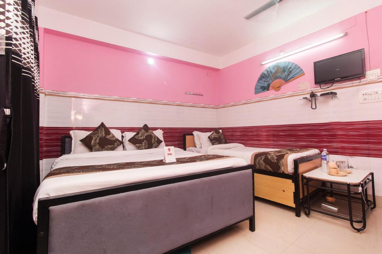 Oyo 16064 Tirupati Lodge Siliguri Dış mekan fotoğraf